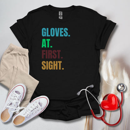 Gloves At First Sight Colored T-Shirt